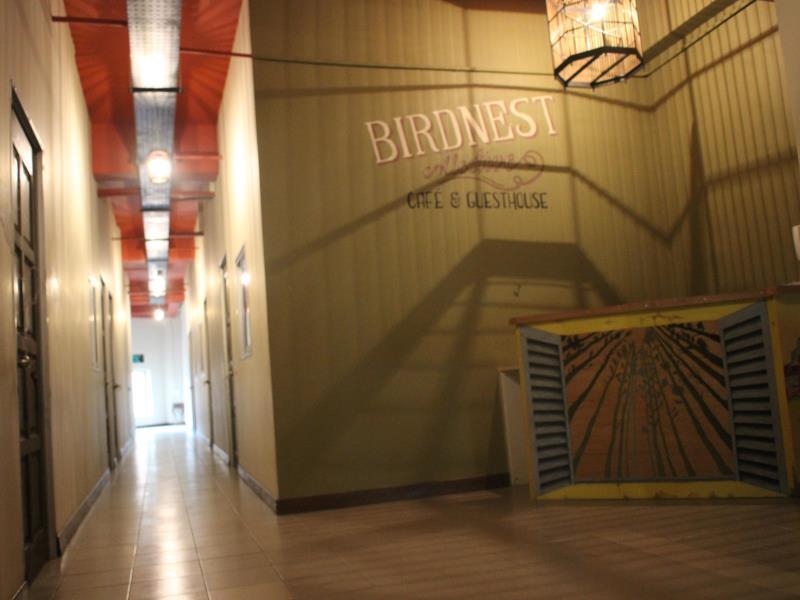 Birdnest Guesthouse, Gaia Rooftop Cafe Куала Лумпур Екстериор снимка