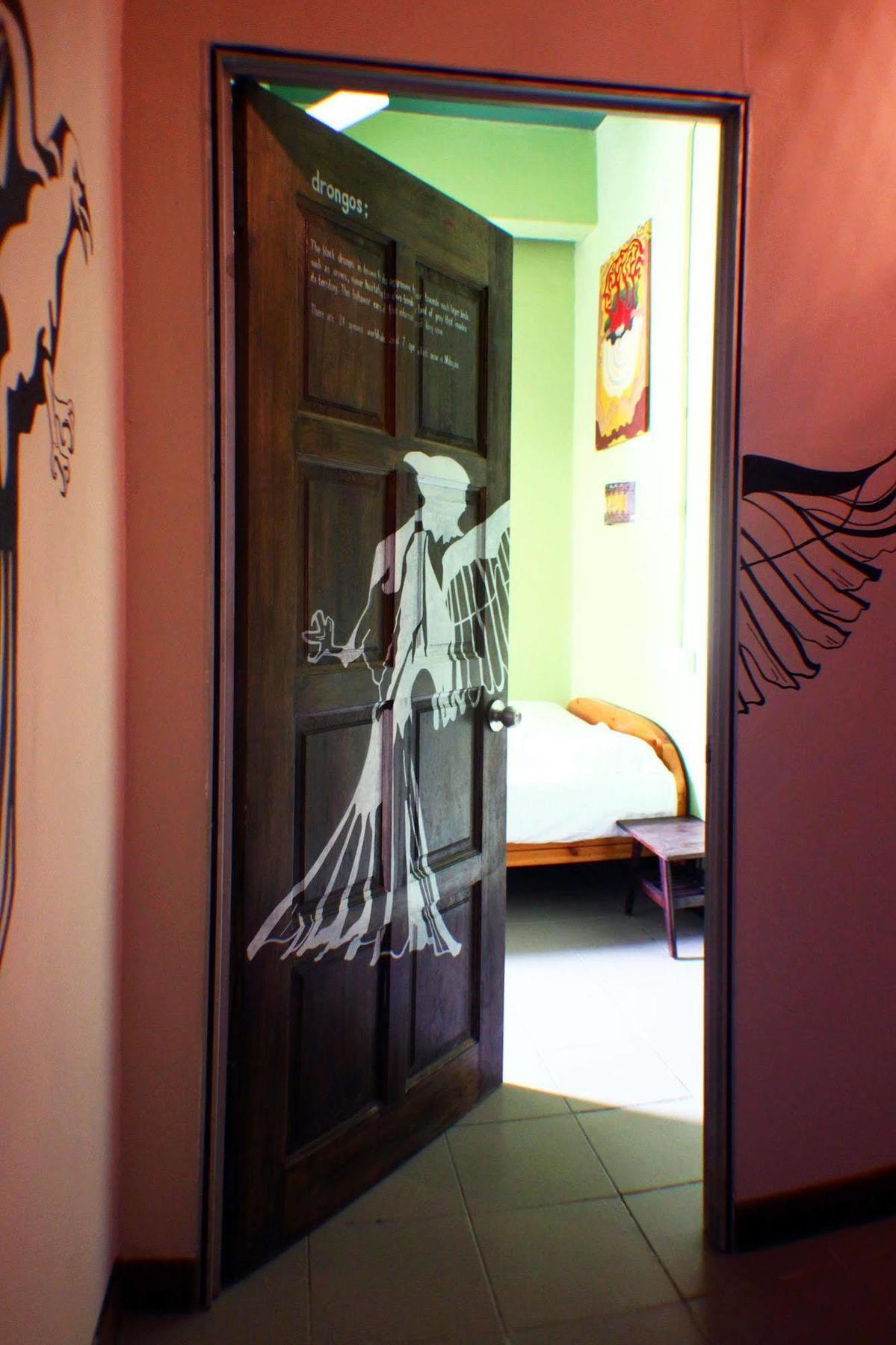Birdnest Guesthouse, Gaia Rooftop Cafe Куала Лумпур Екстериор снимка